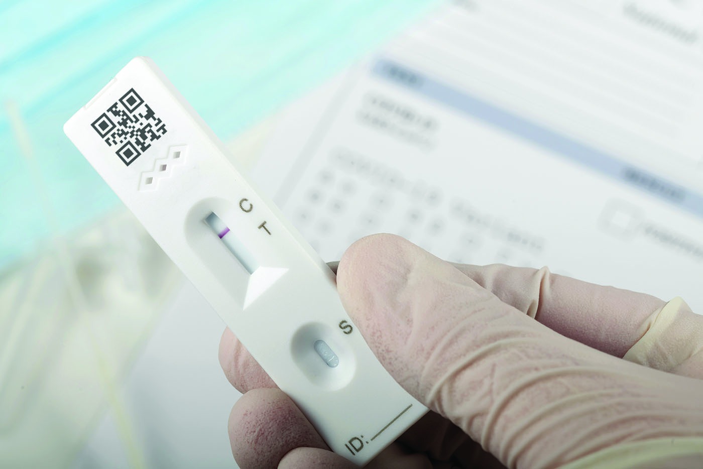 High-Sensitivity Lateral Flow Assays